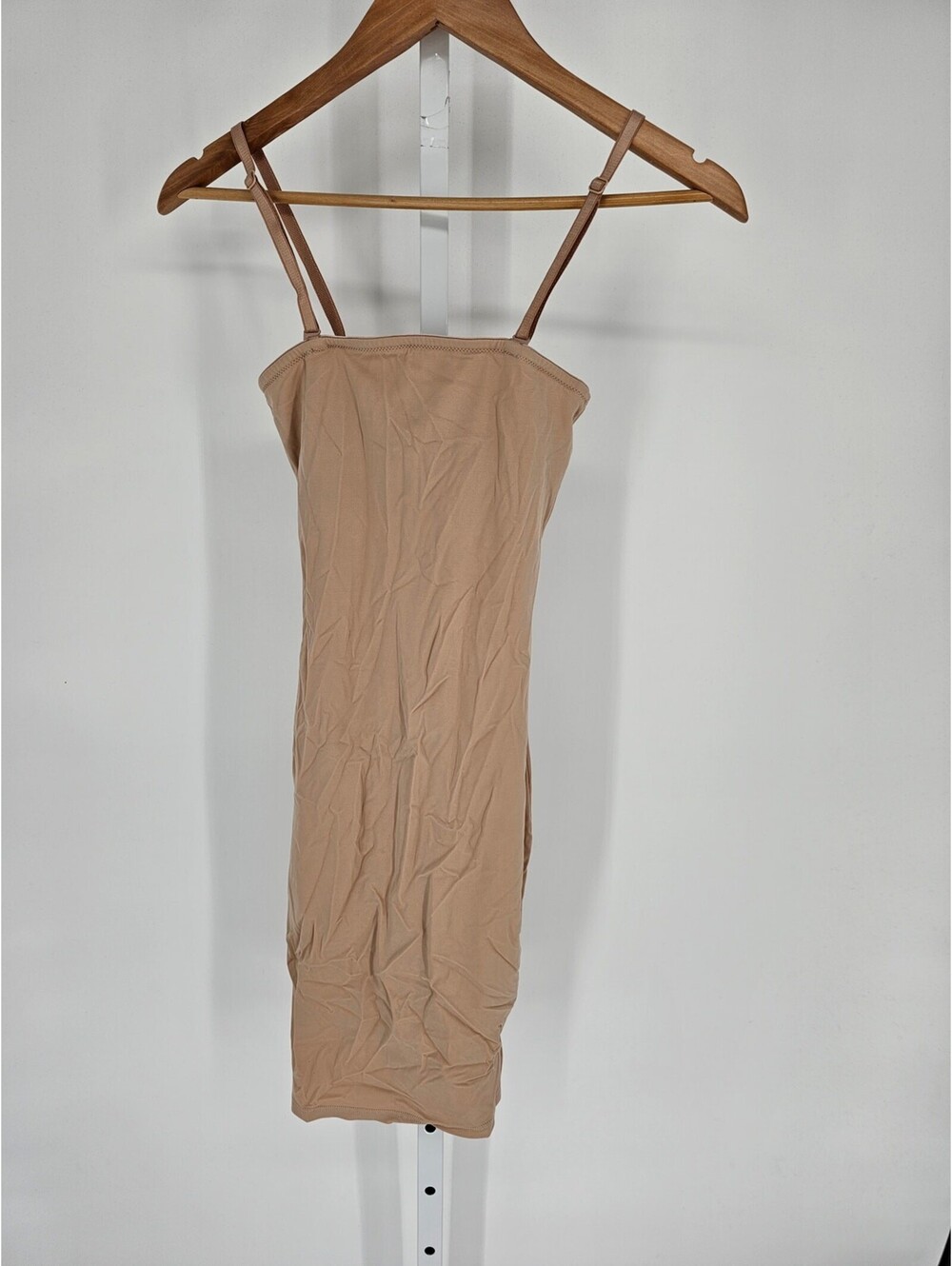 Vassarette Womens Sz S Dress Style Shaper Tan Sleeveless